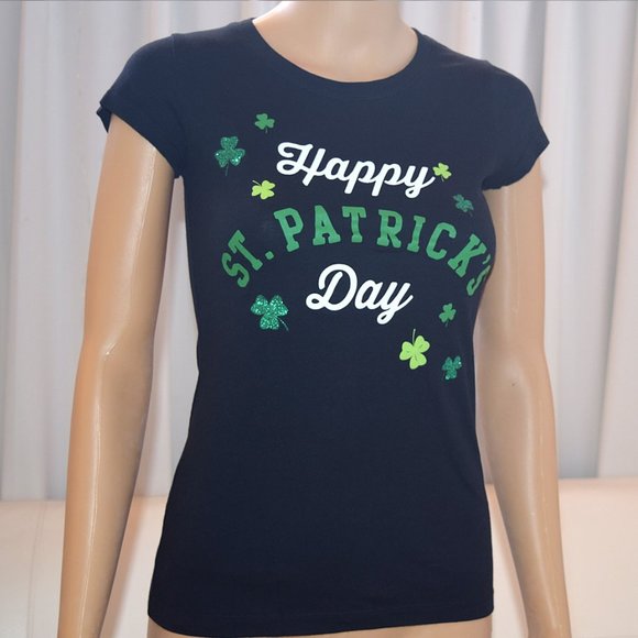 4/$20 Wound Up "Happy St.Patrick's Day" Top T-Shirt Black - Picture 1 of 3